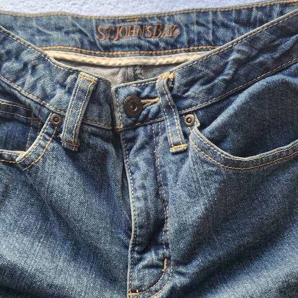 St. Johns Bay Women's Secretly Slender Boot Cut Blue Denim Jeans Size 4 Average - Picture 3 of 4